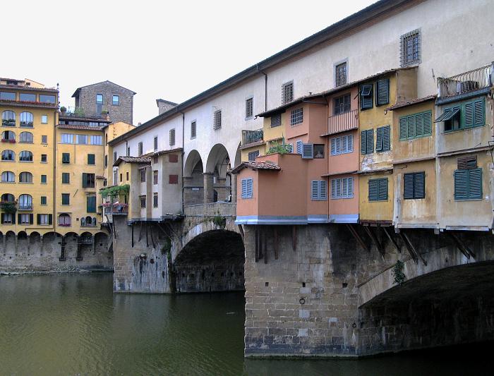 25_Ponte Vecchio z nábřeží Uffizzi
